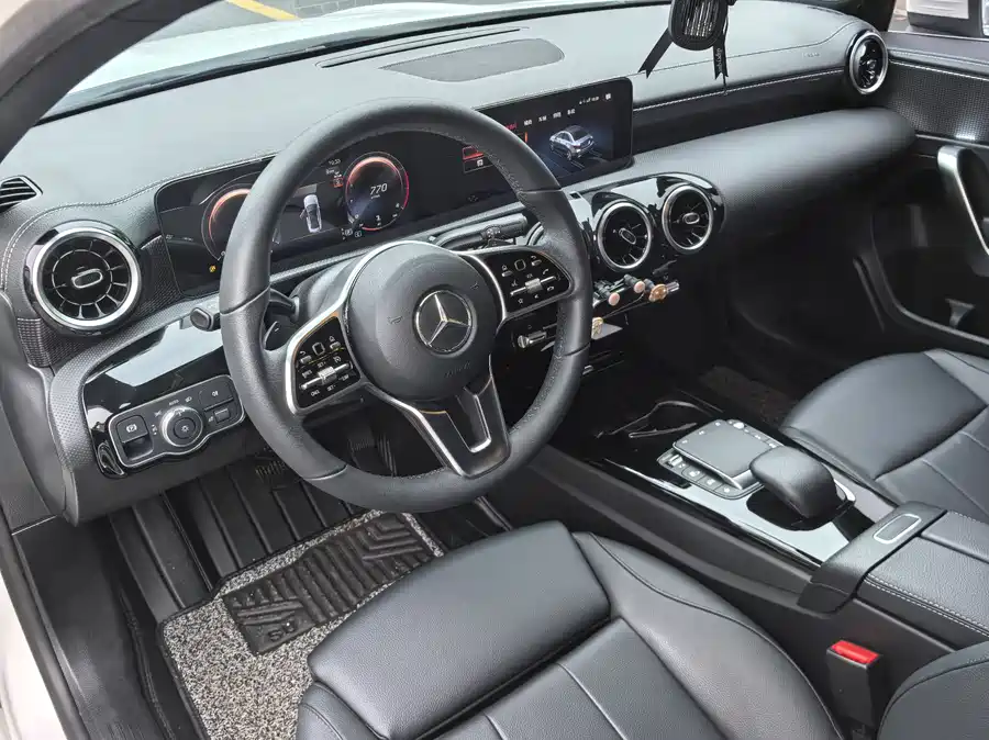 900x675_0_q87_c42_autohomecar__ChxpWGngU8aAcut3AAbXMelitiU097.jpg.webp